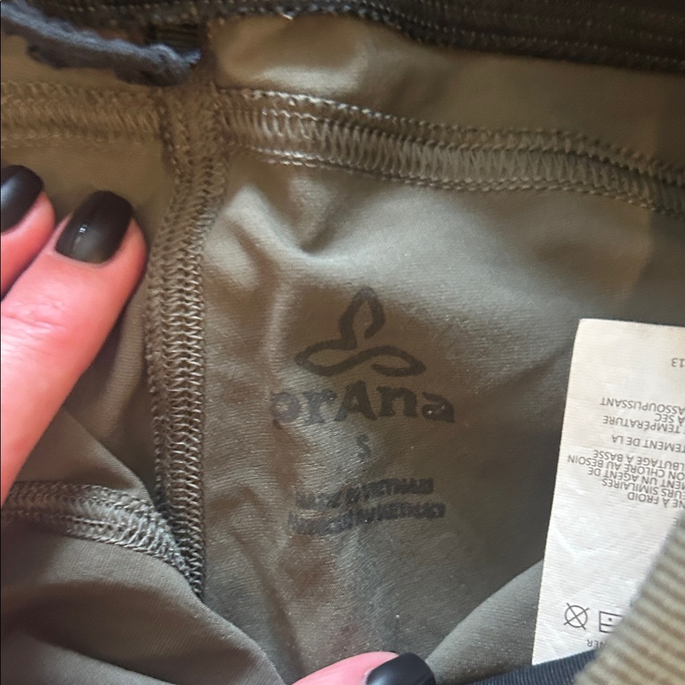 Prana Green Ruched sports pants